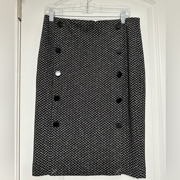 Never Worn Ann Taylor Button Knit Pencil Skirt - Picture 2 of 5